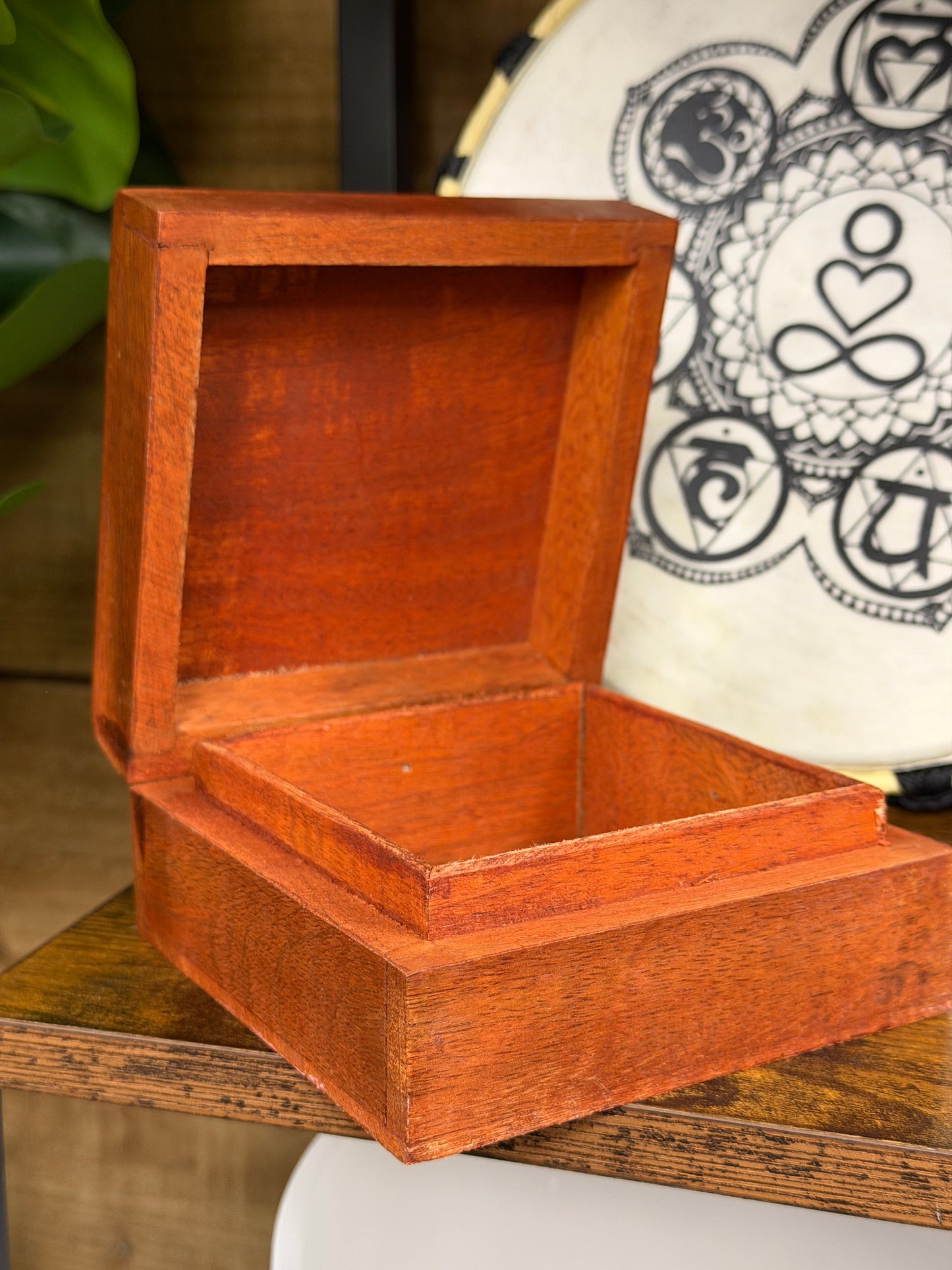 Mango Wood Elephant Box