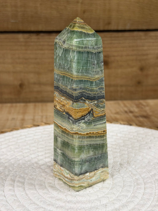 Kiwi Calcite Tower (large)