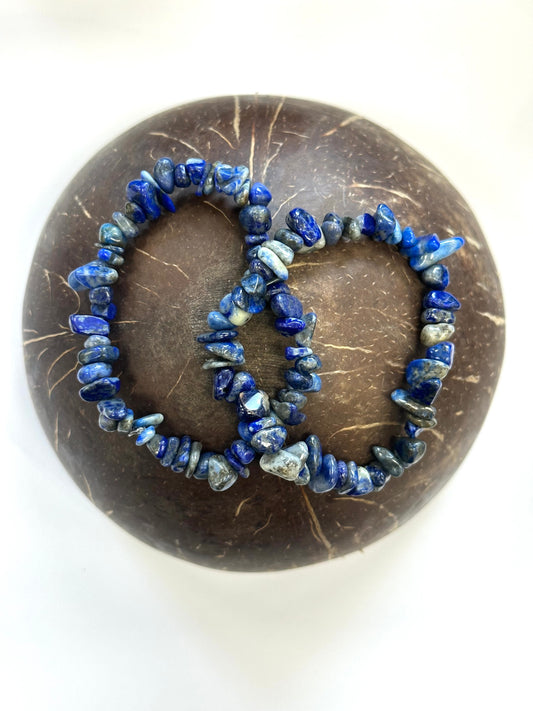 Lapis Lazuli Chip Stone Bracelet - Honour, Wisdom