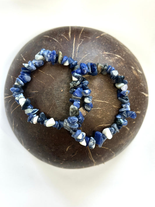 Sodalite Chip Stone Bracelet - Clarity, Communication