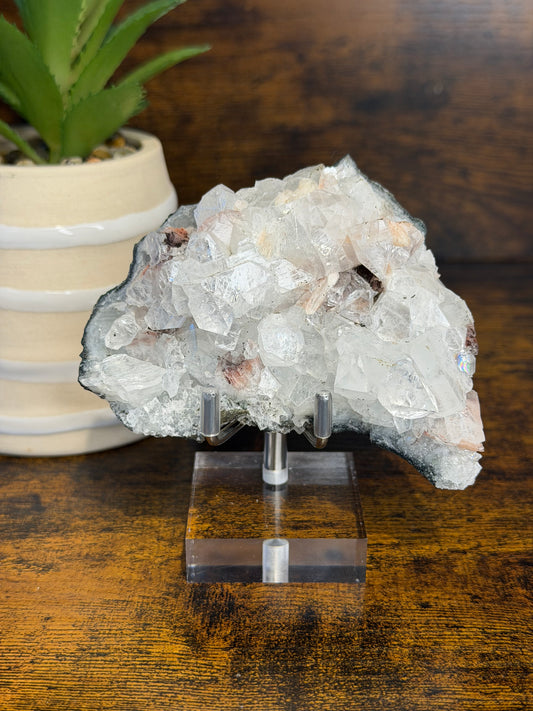 Apophyllite Stand